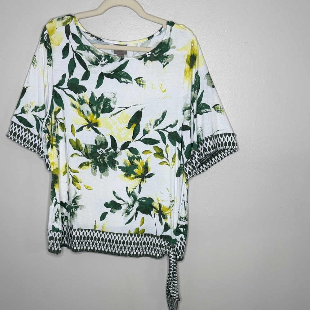 Chico's Green and Yellow Floral Blouse Size 3 - Picture 2 of 7